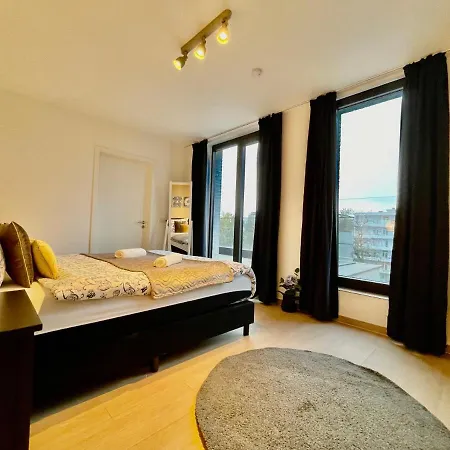 Oneluxstay Near Diamond District Holiday home *
