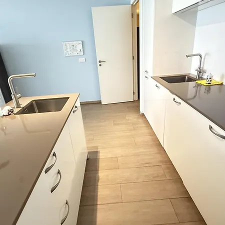 Oneluxstay Near Diamond District בית נופש *